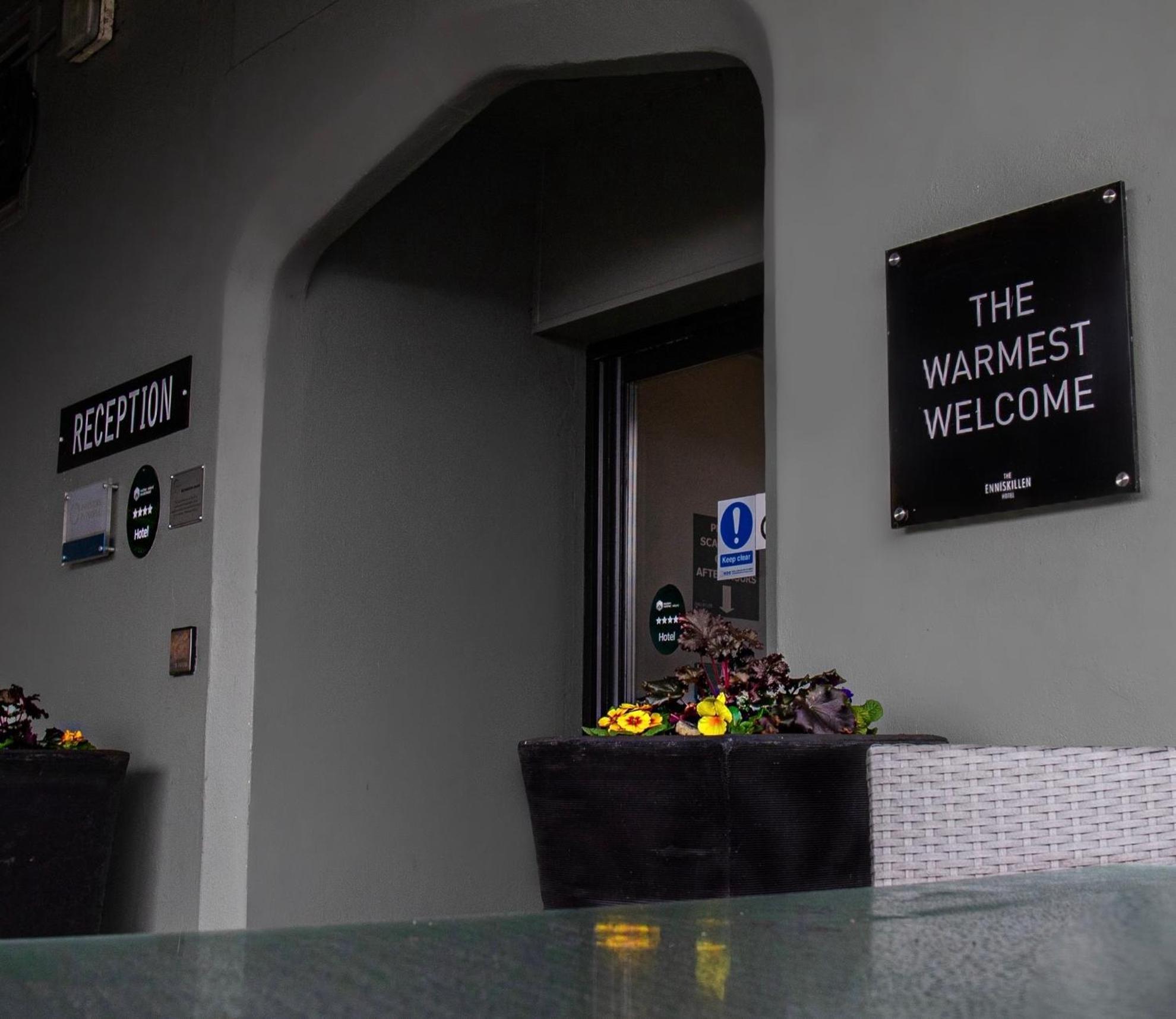 The Enniskillen Hotel And Motel Exterior photo